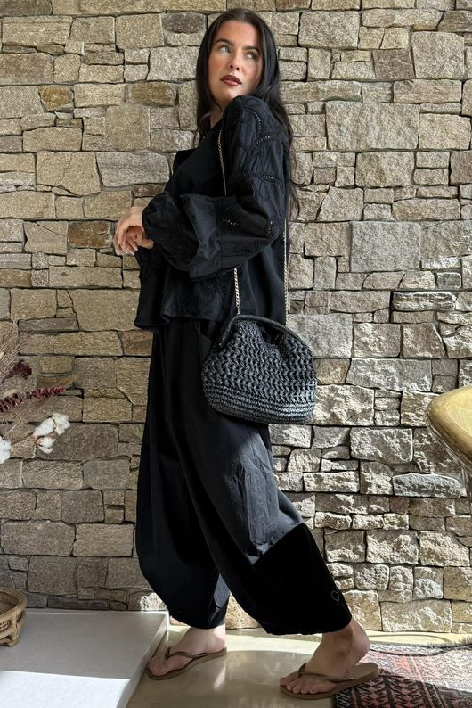 Ida Embroidered Smock Blouse Black /17=